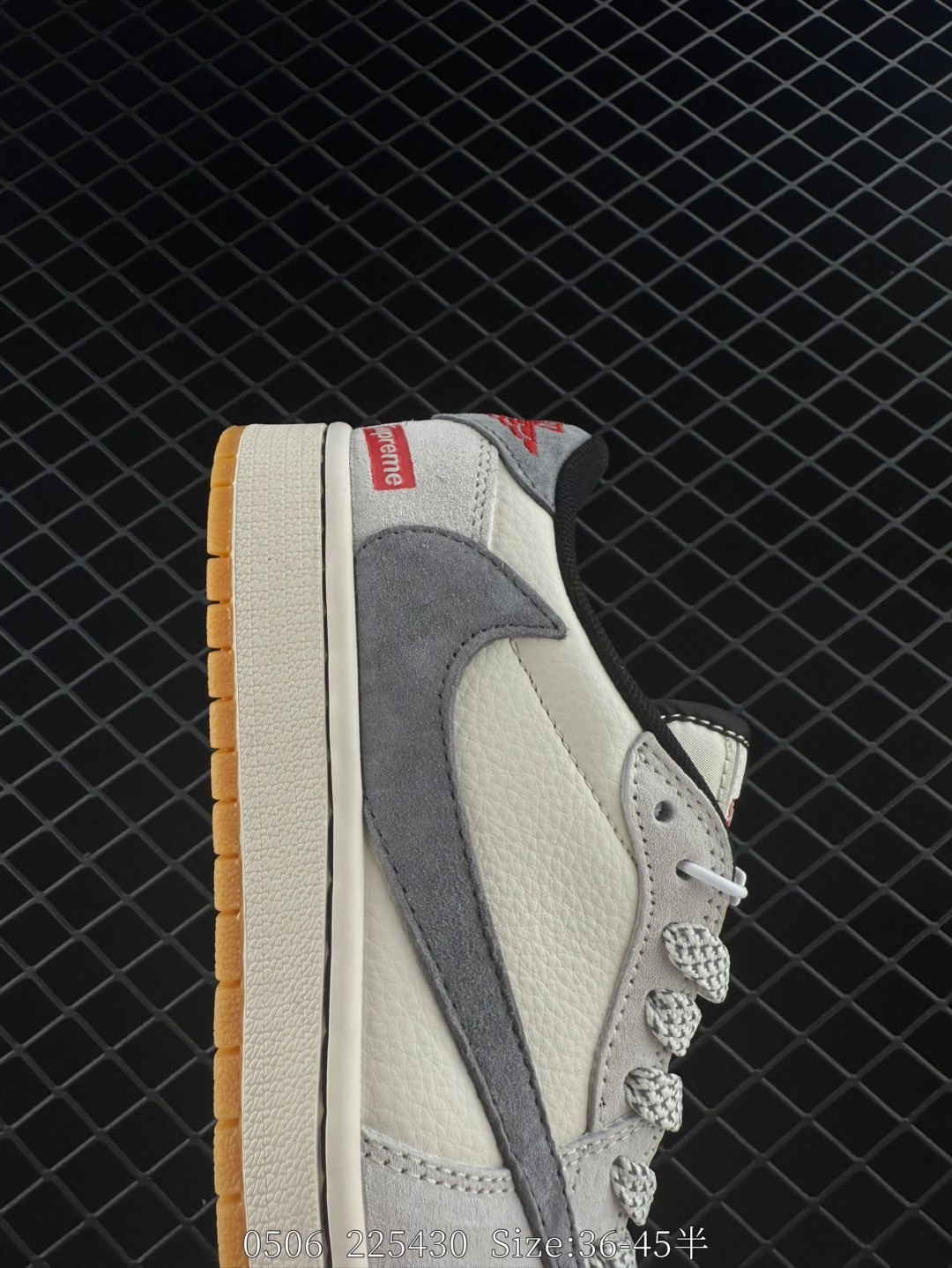 Travis Scott x Air Jordan 1 ” Reverse Mocha “